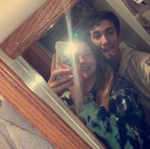 Meet your Posher, Crystal